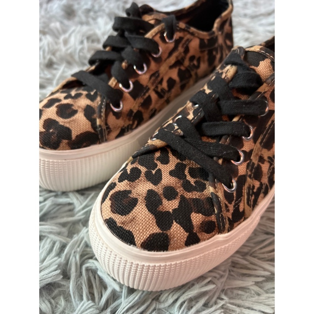 Emmi Leopard Print Platform Sneakers - Picture 3 of 7